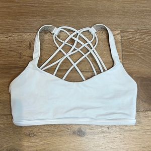 Lululemon - White Free to Be Bra